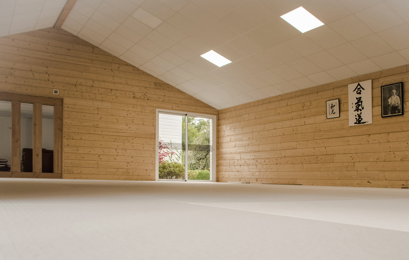 Construction d'un dojo ossature bois à Boucau — vue 2